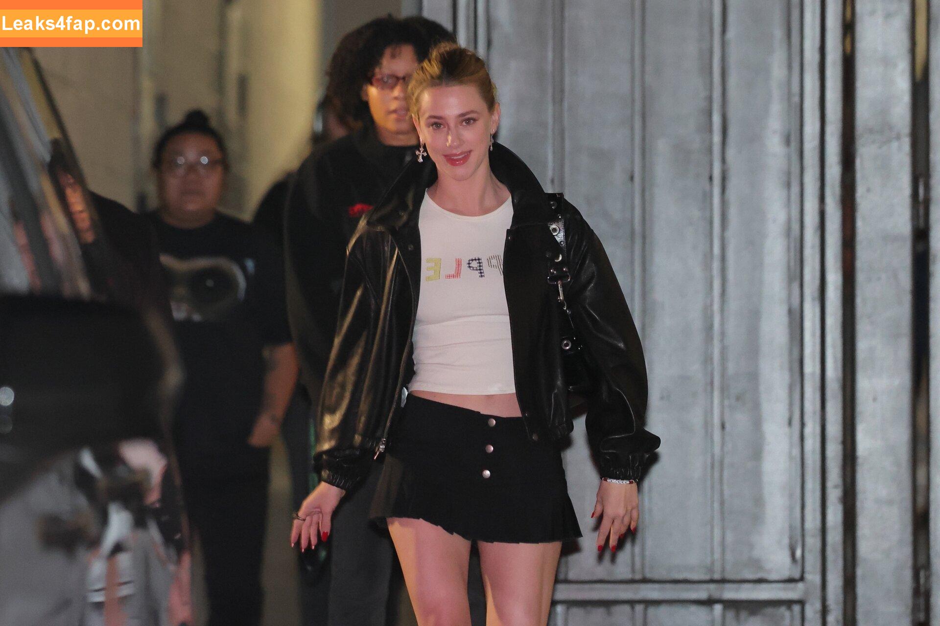 Lili Reinhart / Unpublished Photos / lilireinhart leaked photo photo #1186