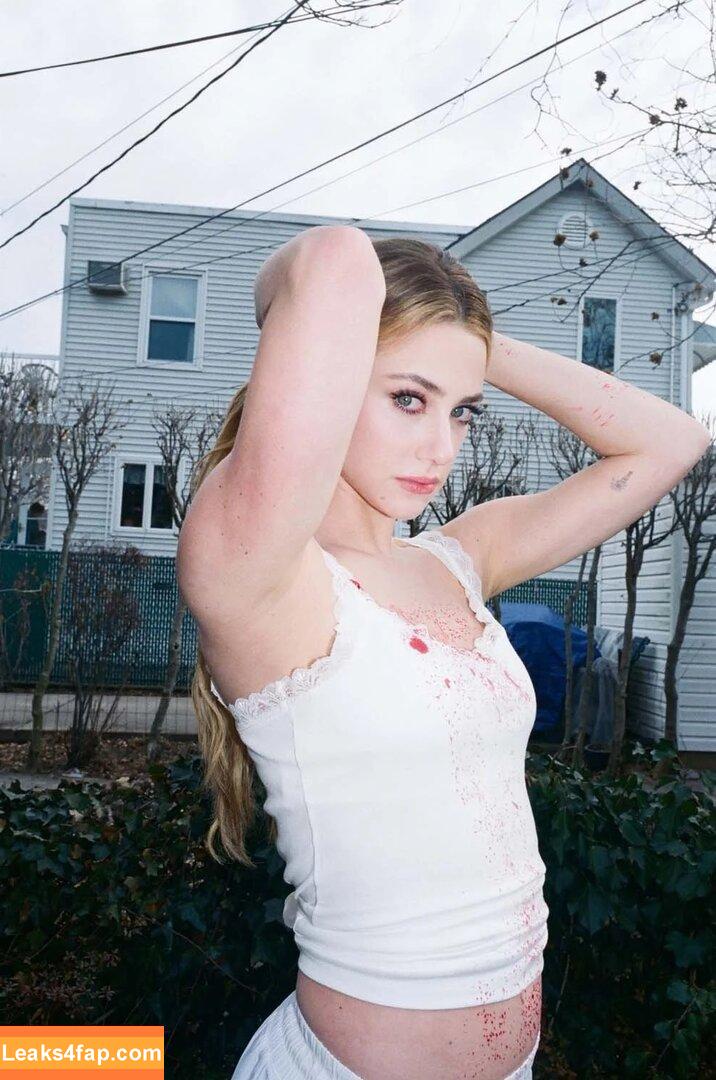 Lili Reinhart / Unpublished Photos / lilireinhart leaked photo photo #1201