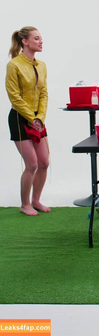 Lili Reinhart / Unpublished Photos / lilireinhart leaked photo photo #1212