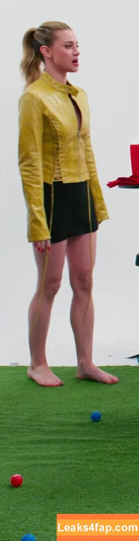 Lili Reinhart / Unpublished Photos / lilireinhart leaked photo photo #1217