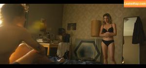 Lili Reinhart фото #1018