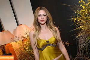 Lili Reinhart photo #1029