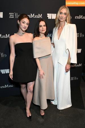 Lili Reinhart photo #1045