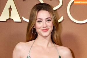 Lili Reinhart photo #1068