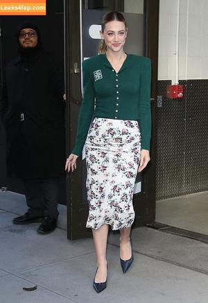 Lili Reinhart photo #1097