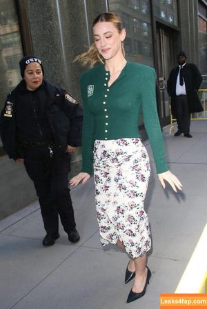 Lili Reinhart photo #1104