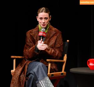 Lili Reinhart photo #1111