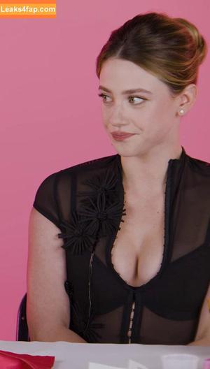 Lili Reinhart photo #1171