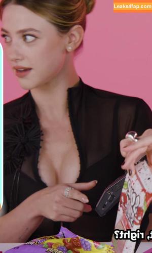 Lili Reinhart photo #1173