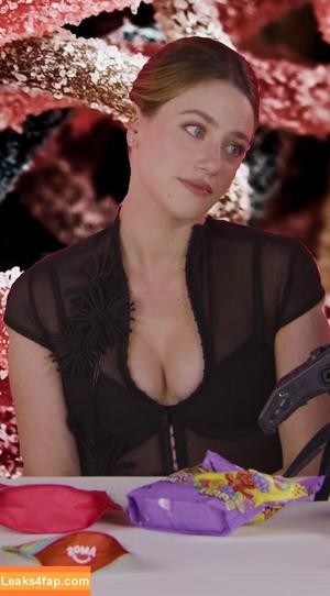 Lili Reinhart photo #1175