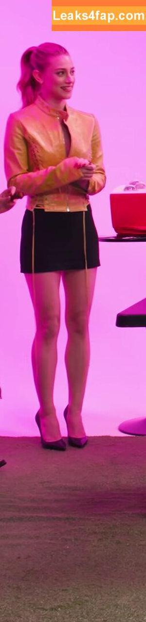 Lili Reinhart photo #1203