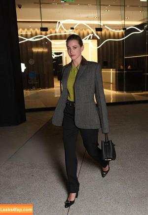 Lili Reinhart photo #1256