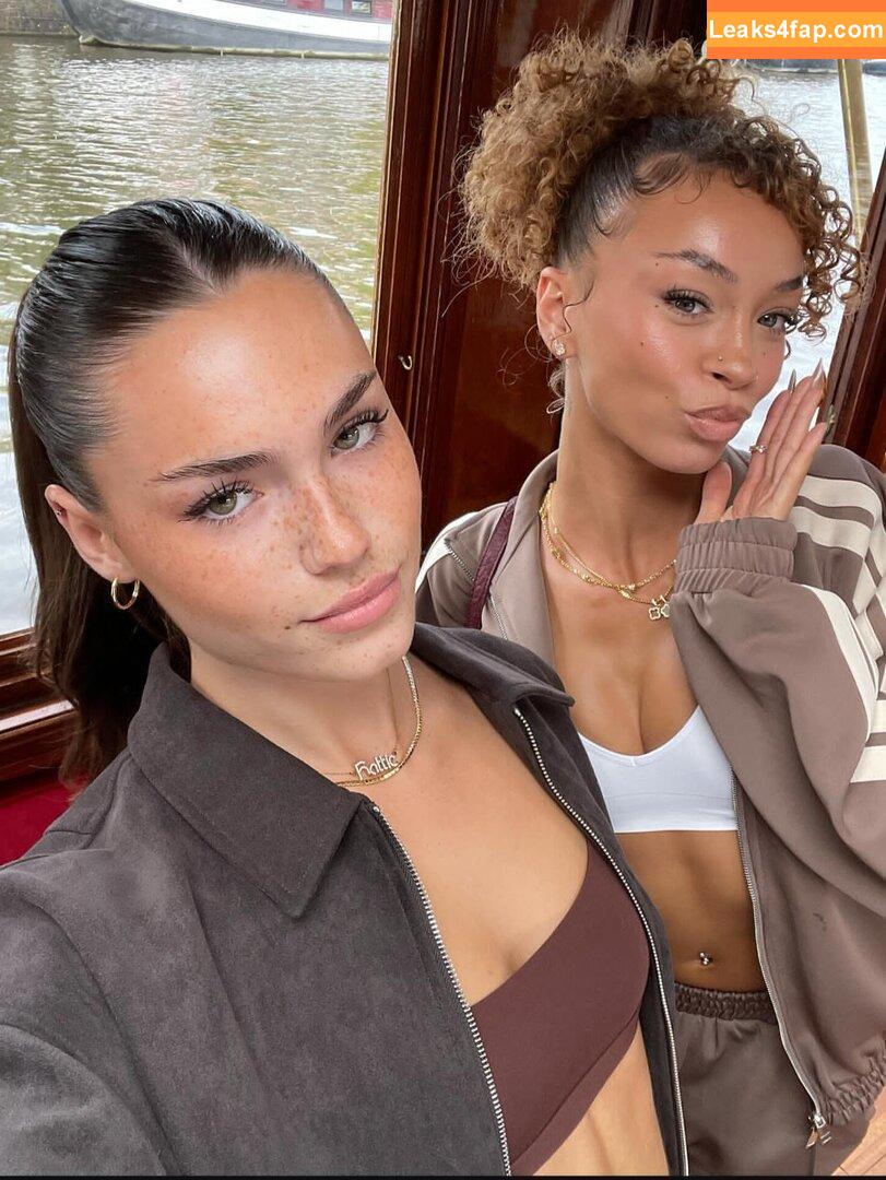 liliameach3n / liliameachen / liliameachenn leaked photo photo #0007