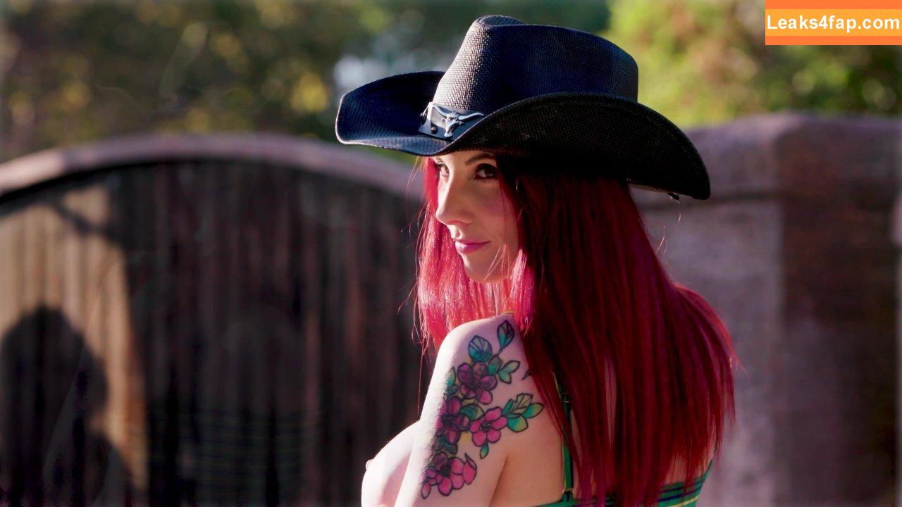 Lilian Stone / lilianstone_mfc leaked photo photo #0278