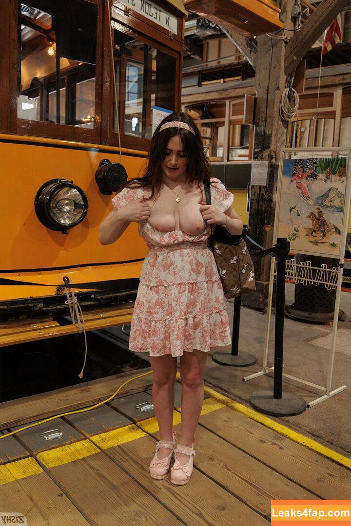 Lilibet / https: / lilibet.mountbattenwindsor / lilibet_silllly / lilibethblanco / lily.s8216 leaked photo photo #0060