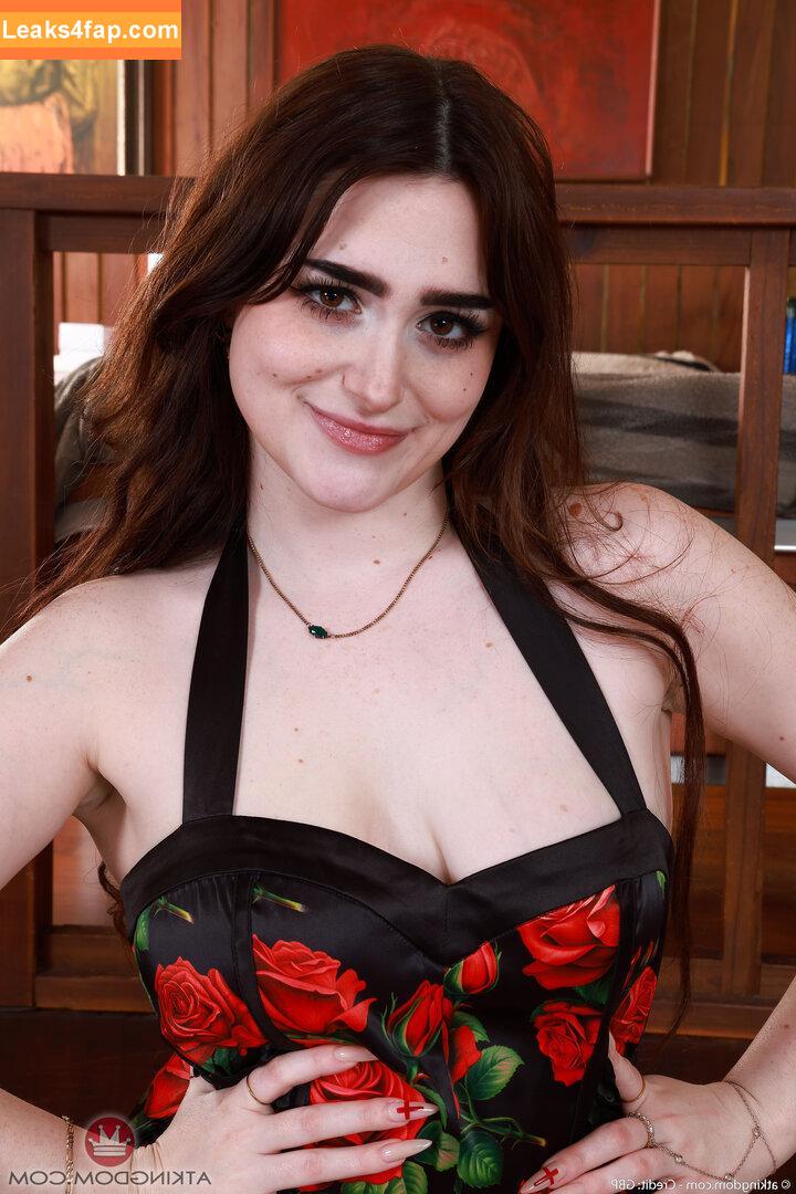 Lilibet / https: / lilibet.mountbattenwindsor / lilibet_silllly / lilibethblanco / lily.s8216 leaked photo photo #0088