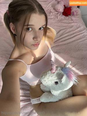 Liliybunnygirl фото #0038