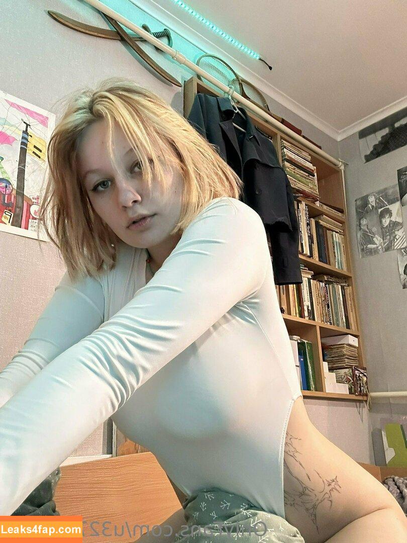 lillie_france / lillie_french leaked photo photo #0010