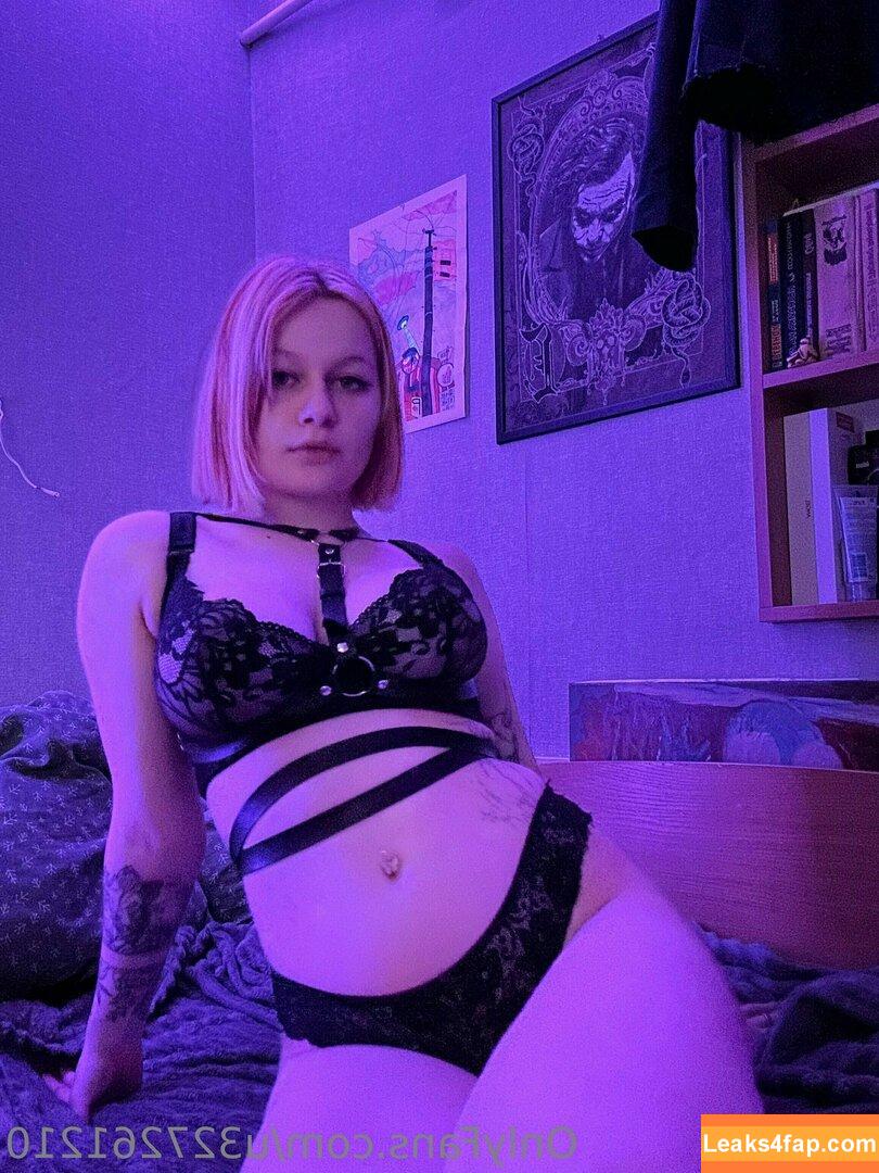 lillie_france / lillie_french leaked photo photo #0029