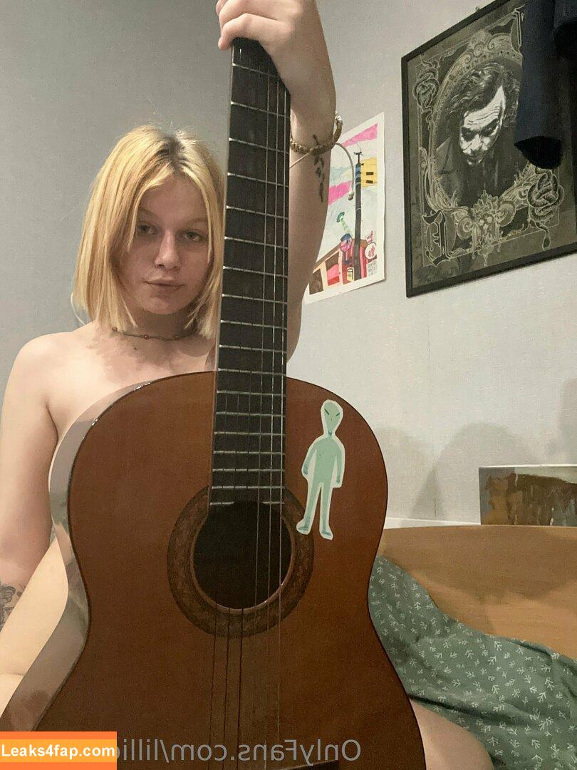 lillie_france / lillie_french leaked photo photo #0264