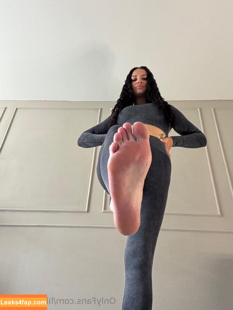 lilliemai123 / lillymai123 leaked photo photo #0058