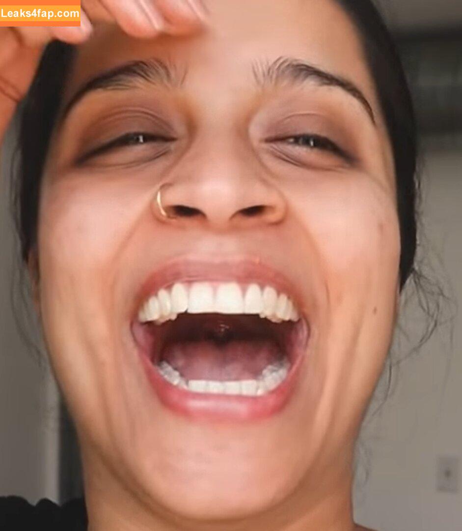 Lilly Singh / lilly слитое фото фото #0202