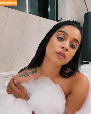 Lilly Singh photo #0012