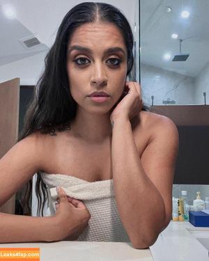 Lilly Singh photo #0042