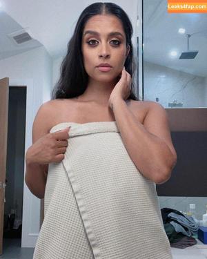 Lilly Singh photo #0043