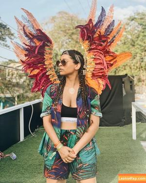 Lilly Singh photo #0047