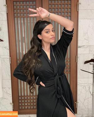 Lilly Singh photo #0061