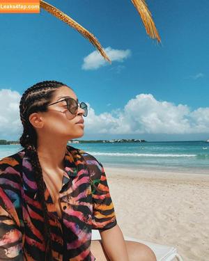 Lilly Singh photo #0089