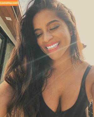 Lilly Singh photo #0097