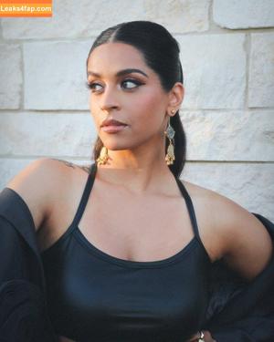 Lilly Singh photo #0234