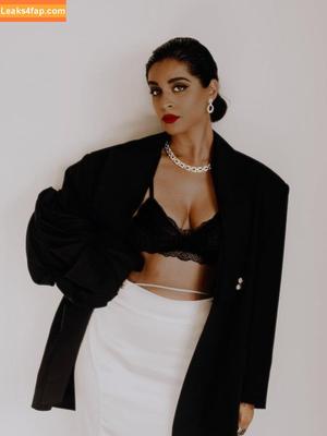 Lilly Singh фото #0254