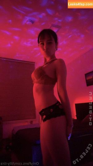 lilly-tira photo #0011