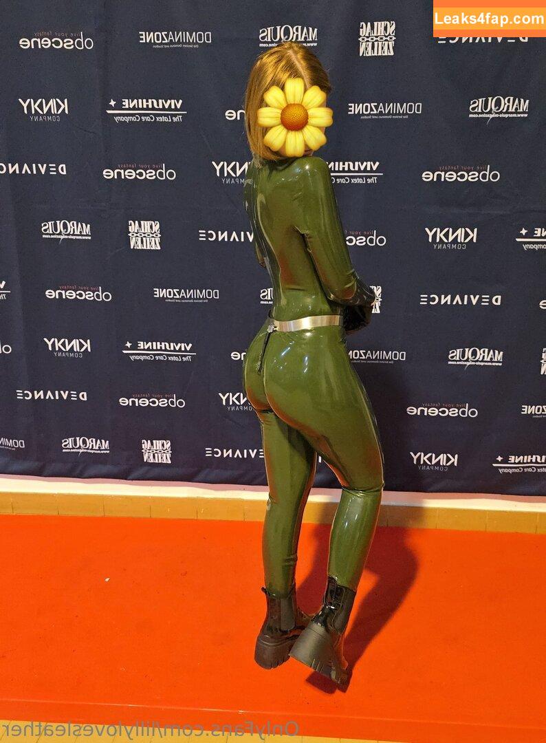 lillylovesleather /  leaked photo photo #0004