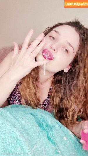 lillypinkk photo #0320