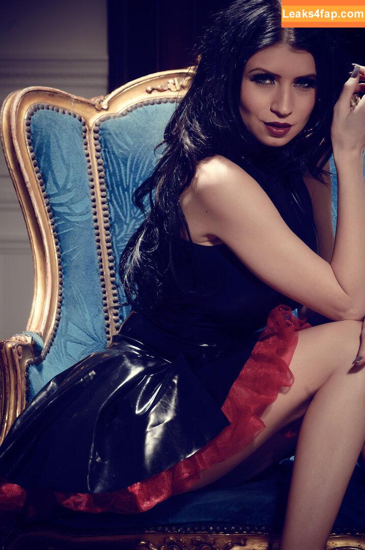 Lillyroma1982 / Lilly Roma / lillyroma32 leaked photo photo #1083