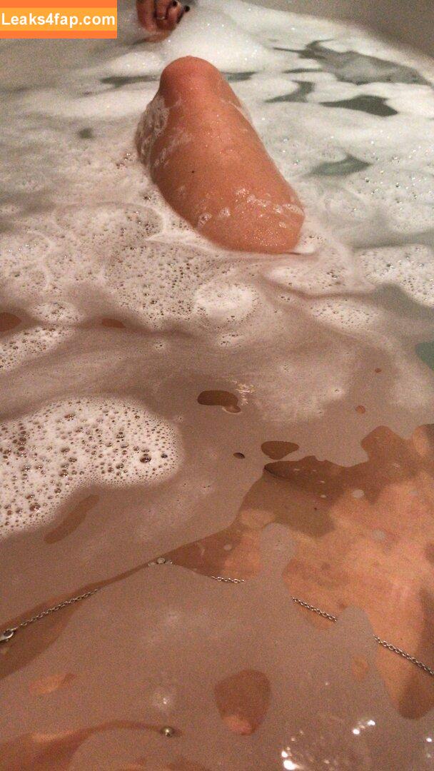 Lillyroma1982 / Lilly Roma / lillyroma32 leaked photo photo #1770