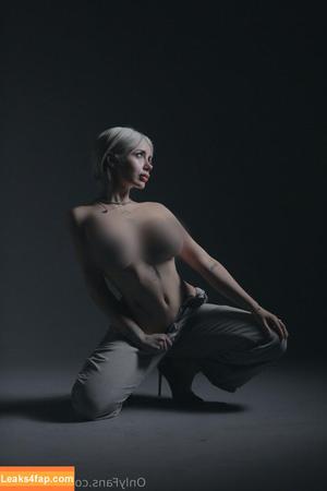 lilmilkfree photo #0027