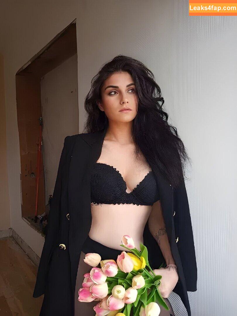 lilouveee /  leaked photo photo #0008