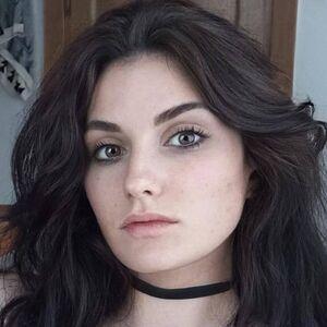 lilouveee photo #0004