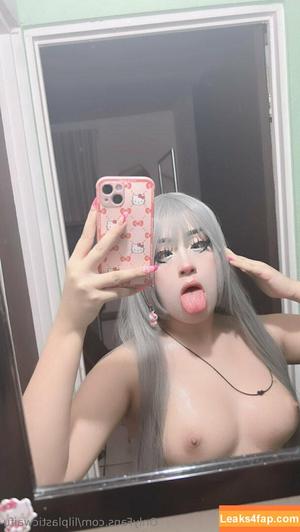 lilplasticwaifu photo #0024