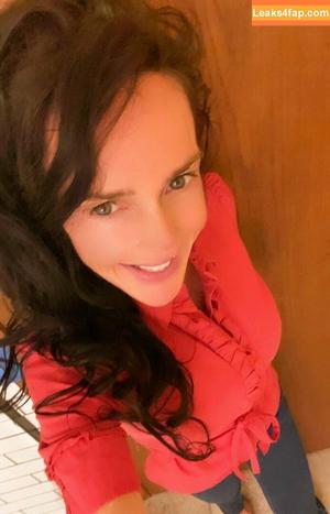 lilrosiedoll photo #0027