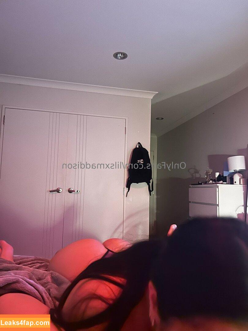 lilsxmaddison / madisoniamyourbig leaked photo photo #0001