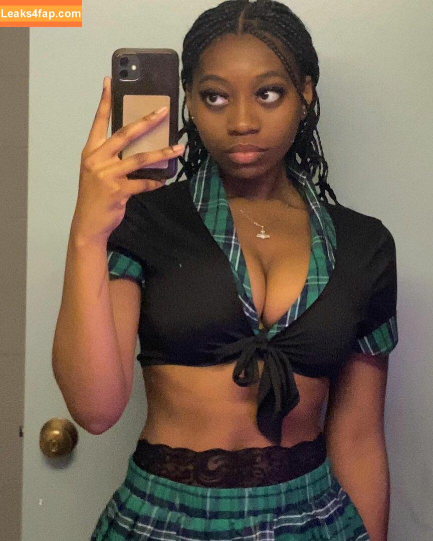 Liltecette / herthoughts36-free / trsunmola leaked photo photo #0015