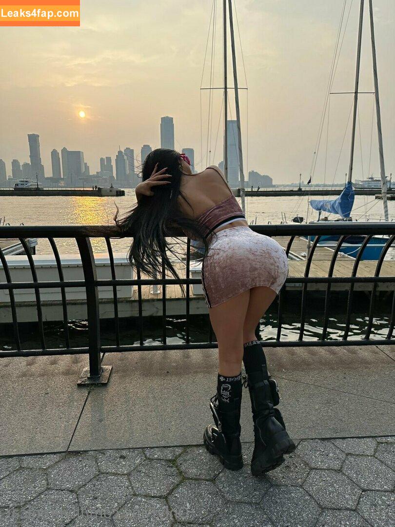 lilveronicar / Veronica Rodriguez / vrodlive leaked photo photo #0505