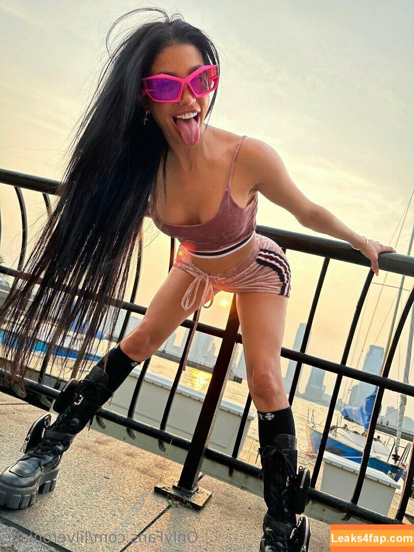 lilveronicar / Veronica Rodriguez / vrodlive leaked photo photo #0510