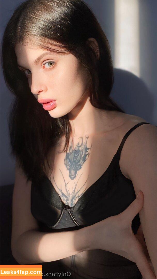 Lily Adams / lily.adams / lilyadams_official_ leaked photo photo #0235